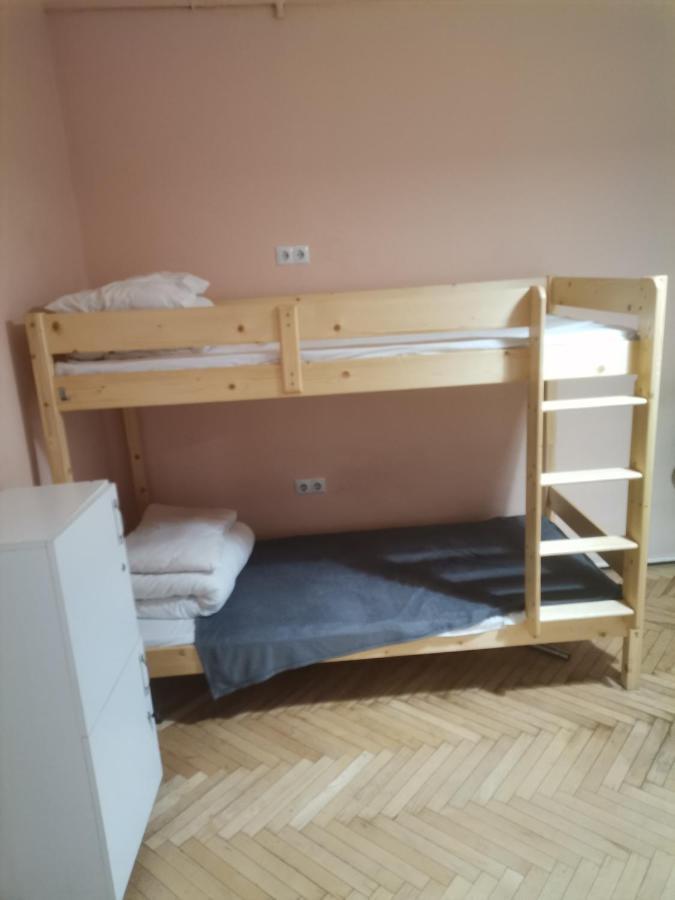 Free People Hostel Λβιβ Εξωτερικό φωτογραφία