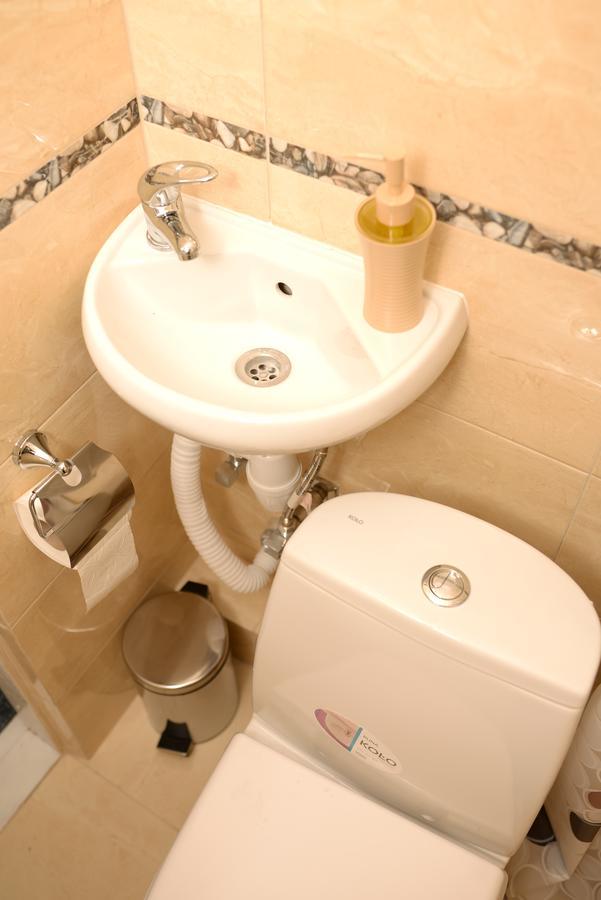 Free People Hostel Λβιβ Εξωτερικό φωτογραφία