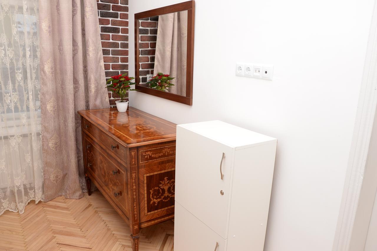 Free People Hostel Λβιβ Εξωτερικό φωτογραφία